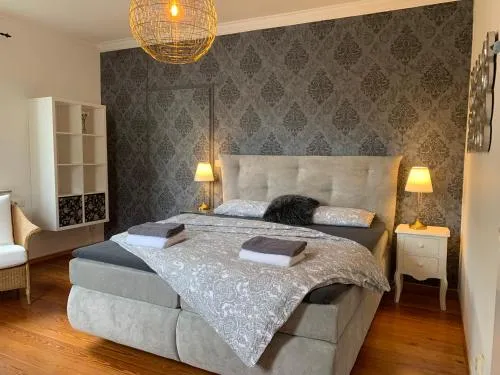 Boutique Apartment Villa Landenberger Outlet Metzingen P12E in Metzingen, Deutschland