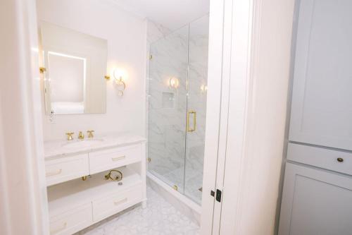Guesthouse Charleston EAST 42 A & B - image 3