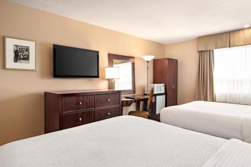 Days Inn by Wyndham Fredericton