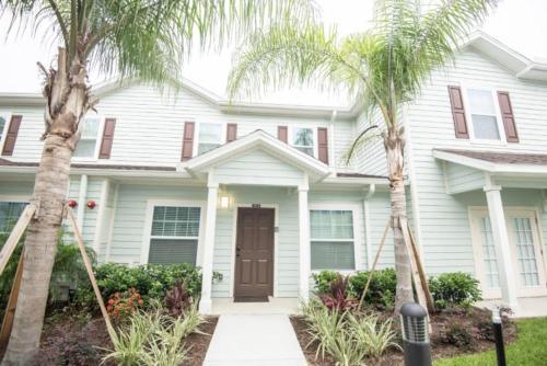 Beautiful townhome at West Lucaya by Fidelity - ID:221718 - image 2