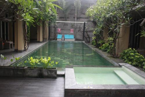 100 Sunset Boutique Bali