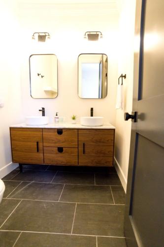 Guesthouse Charleston EAST 46 G and H Guesthouse Charleston EAST 46 G and H