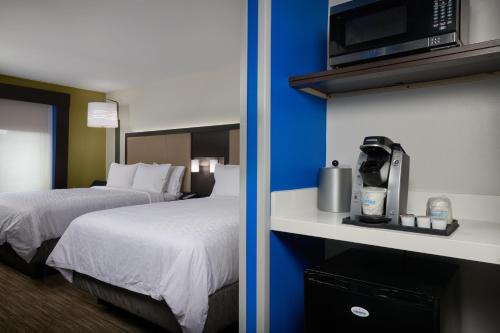 Holiday Inn Express - Lockport, an IHG Hotel