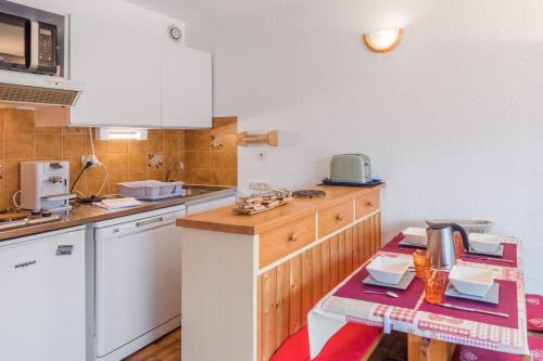 Charming studio just nearby the ski runs in St-Nicolas-de-Veroce - Welkeys