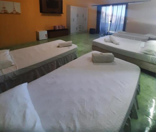 La Folie Food & Bed