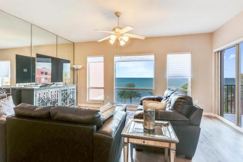 Tides 636 Luxurious Pools/Hot Tubs/Grills-Top Floor Gulf Views - image 2