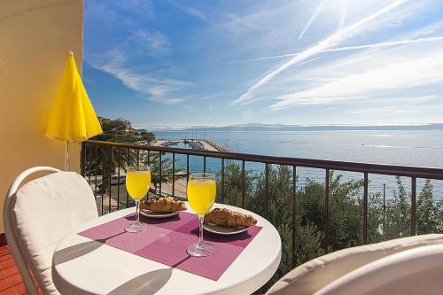 Apartments by the sea Podgora, Makarska - 2596