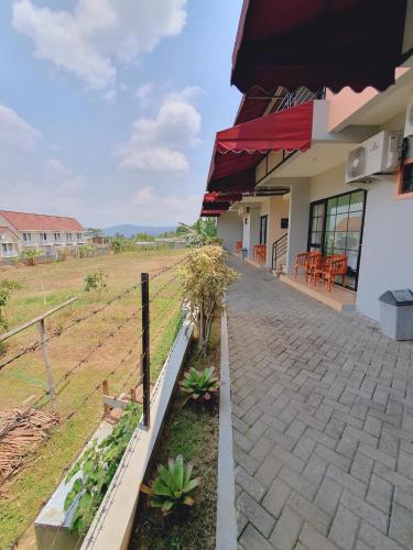 Balcony/terrace, Hotel Griya Wijaya in Ambarawa