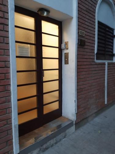One-Bedroom Apartment image 6