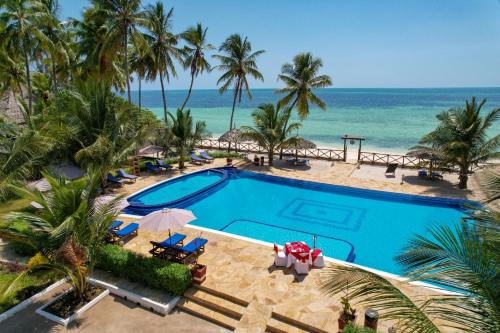 Sunny Palms Beach Bungalows