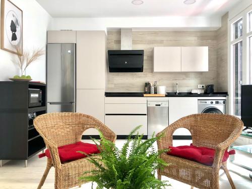 Three-Bedroom Apartment image 4