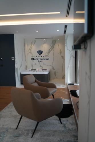 Suite, executive