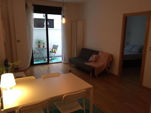 Cosy Apartment , city Centre , parking .