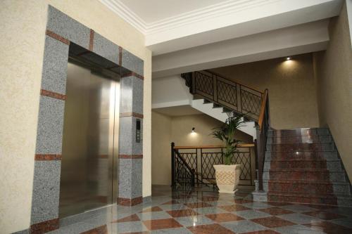 Green Apart - image 3