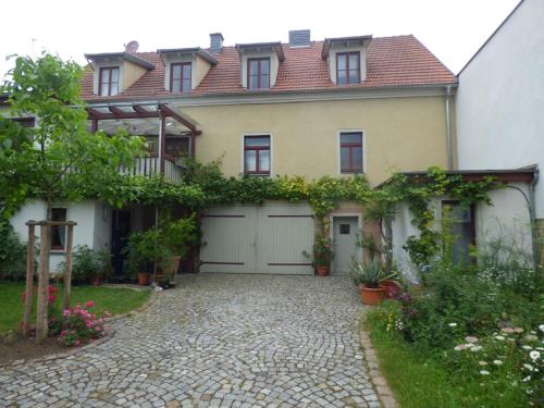 Ferienwohnung Högel Großjena - Apartment - Naumburg