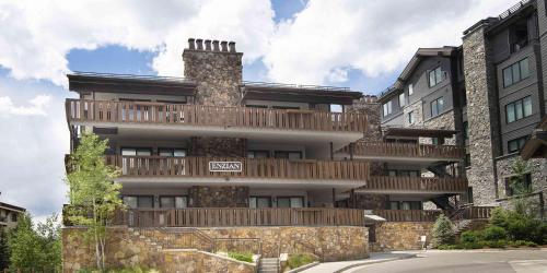 Enzian 316 with Vail Mountain Views in Vail, USA