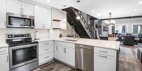 Enzian 316 with Vail Mountain Views in Vail, USA