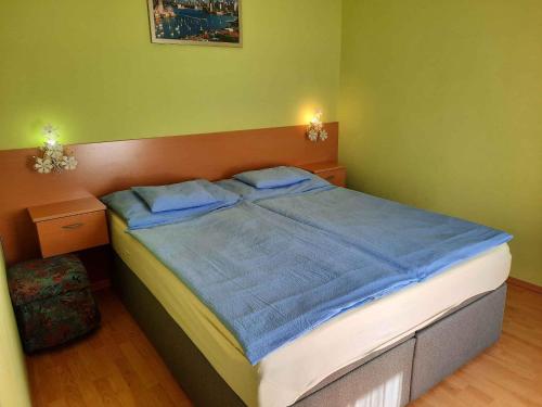 Apartment Siofok Lake Balaton 5 - image 3