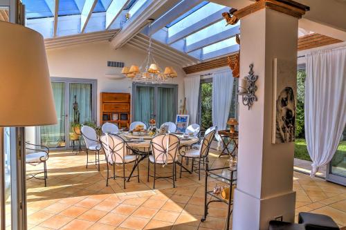  Villa Le Cave 12, Emma Villas, Unterkunft in La Caduta