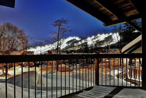 Chalet- 21 Chemin des Skieurs in Stoneham (QC)