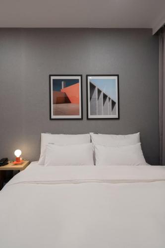 1 double bed