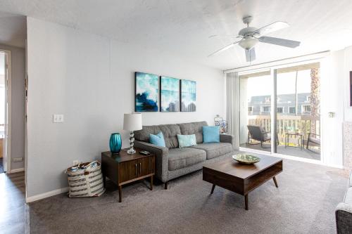 3 Bedroom! - Complex is on the beach with huge pool, Oceanside (Foto 8)