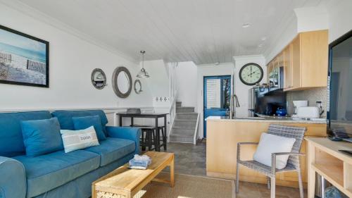 The Surf Club Resort - image 5