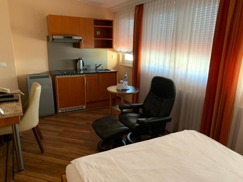 Apartment Hotel KRAL - BUSINESS HOTEL & SERVICED APARTMENTS