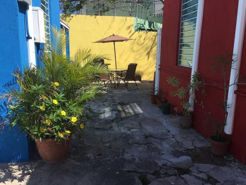 Perla Roja Guesthouse