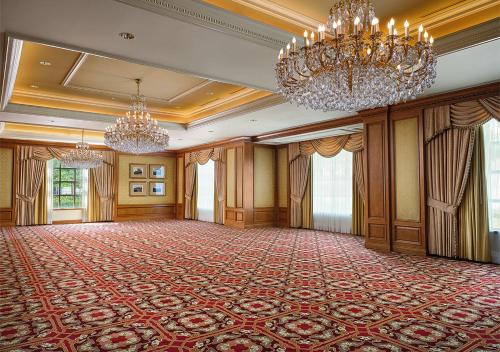 Grand America Hotel - image 6