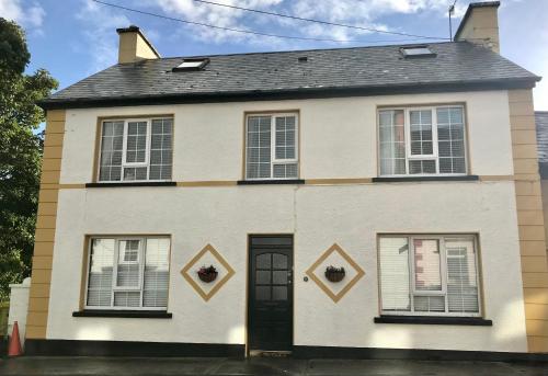 Exterior view, The Strand Guest House in Letterkenny