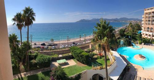 Cannes apartment with sea view and aircondition