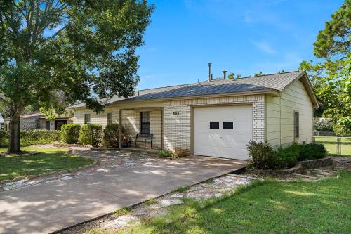 Shangri La - main image