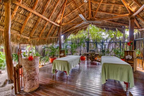 Morgan's Rock Hacienda & Ecolodge