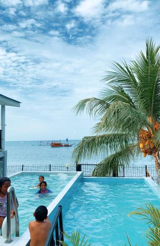 FX 72 Beach Resort in Maumere