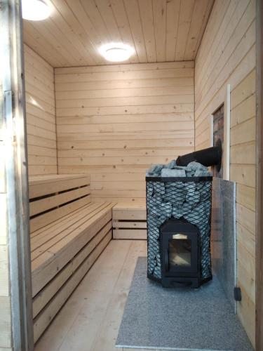 Srokowski Dwór 1 - Stara Kuźnia - Prywatna Sauna ! (Srokowski Dwor 1 - Stara Kuznia - Prywatna Sauna !) in Строково