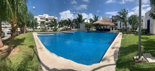 Hermoso departamento, 3 recamaras, playa del carmen