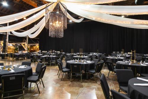 ห้องประชุม / บอลรูม, Holiday Inn Resort Deadwood Mountain Grand By IHG in เดดวูด (SD)