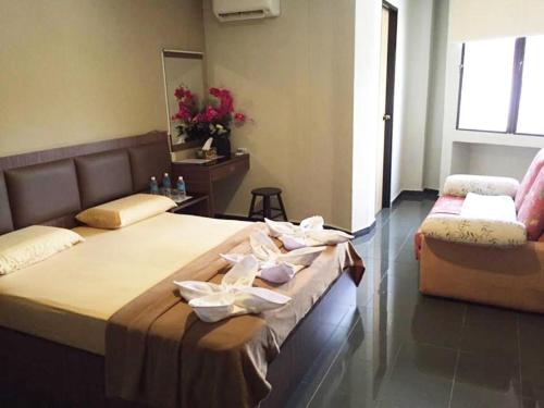 B+ Hotel