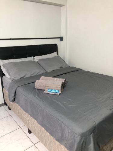 Unidade independente em sobrado, confortável e familiar no coração de Foz! TÉRREO e piscina compartilhada - Jardim Lancaster