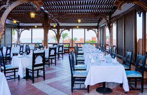 Restaurant, Charmillion Sea Life Resort in Ras Nasrani