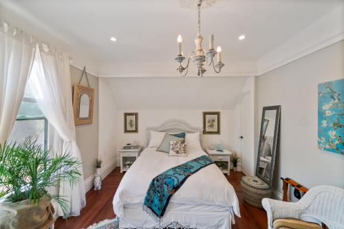 San Francisco Retreat Just Steps from Golden Gate Park and Ocean Beach! home in Sunset District