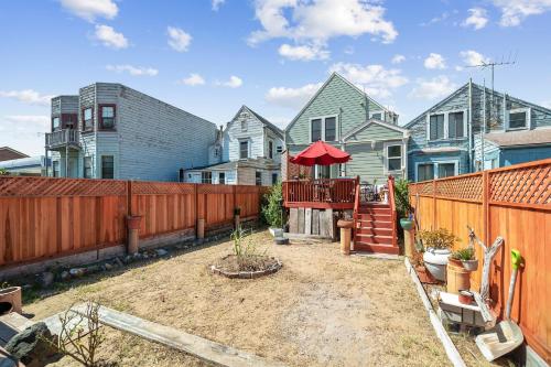 San Francisco Retreat Just Steps from Golden Gate Park and Ocean Beach! home - image 3