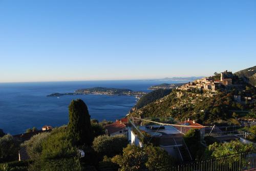 Stunning Penthouse with panoramic views of Eze Village and the French Riviera - Location saisonnière - Èze