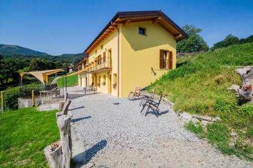 Agriturismo La Cascina B&B in San Fedele Intelvi