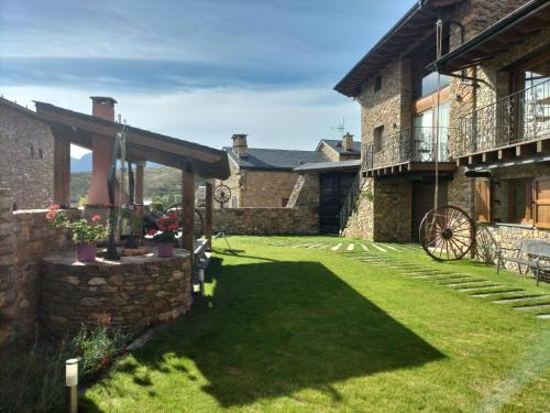  Cal Teler-Benedicta in Olopte