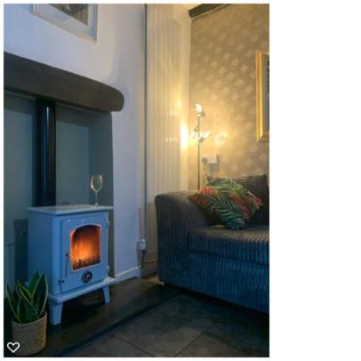 Historic and Characterful Old Prison Holiday Home. gîte à louer Llanddoget