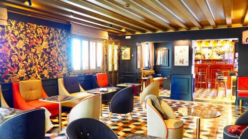 Hotel Ala (Adults Recom'd) - image 12