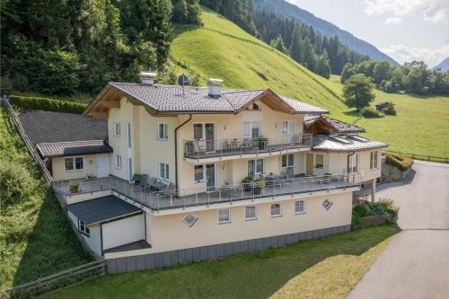 Apartments Nadine Neustift im Stubaital