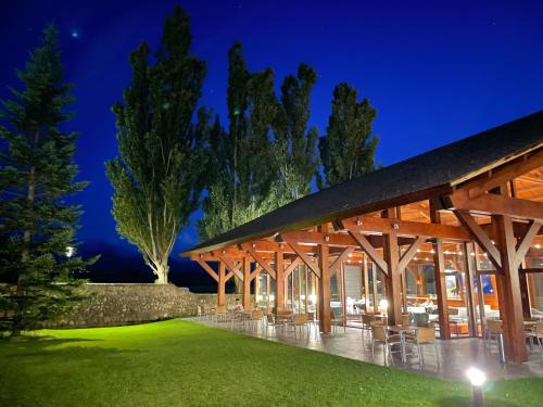 321673607 Hotel Fontanals Golf